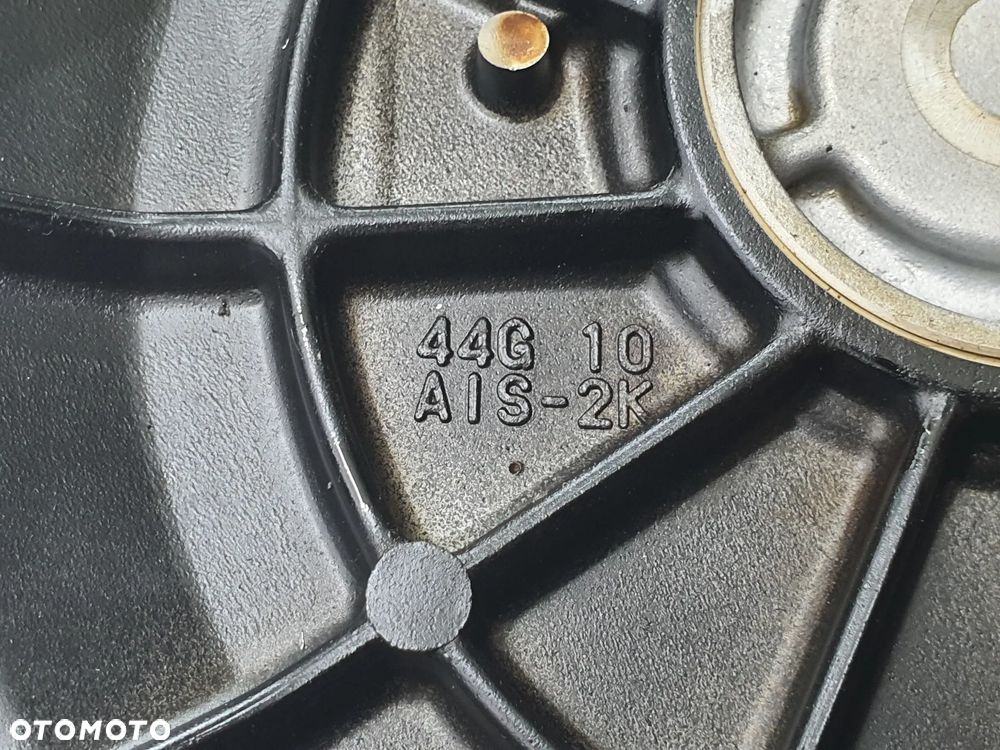 SUZUKI GSR 750 11-16 DEKIEL POKRYWA + ŚRUBY - 10