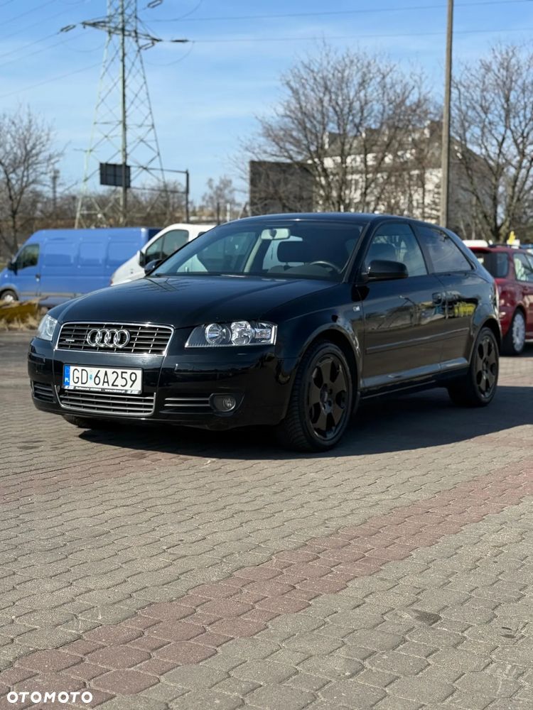 Audi A3 3-drzwiowe 3.2 quattro (DSG) S tronic Ambition - 1