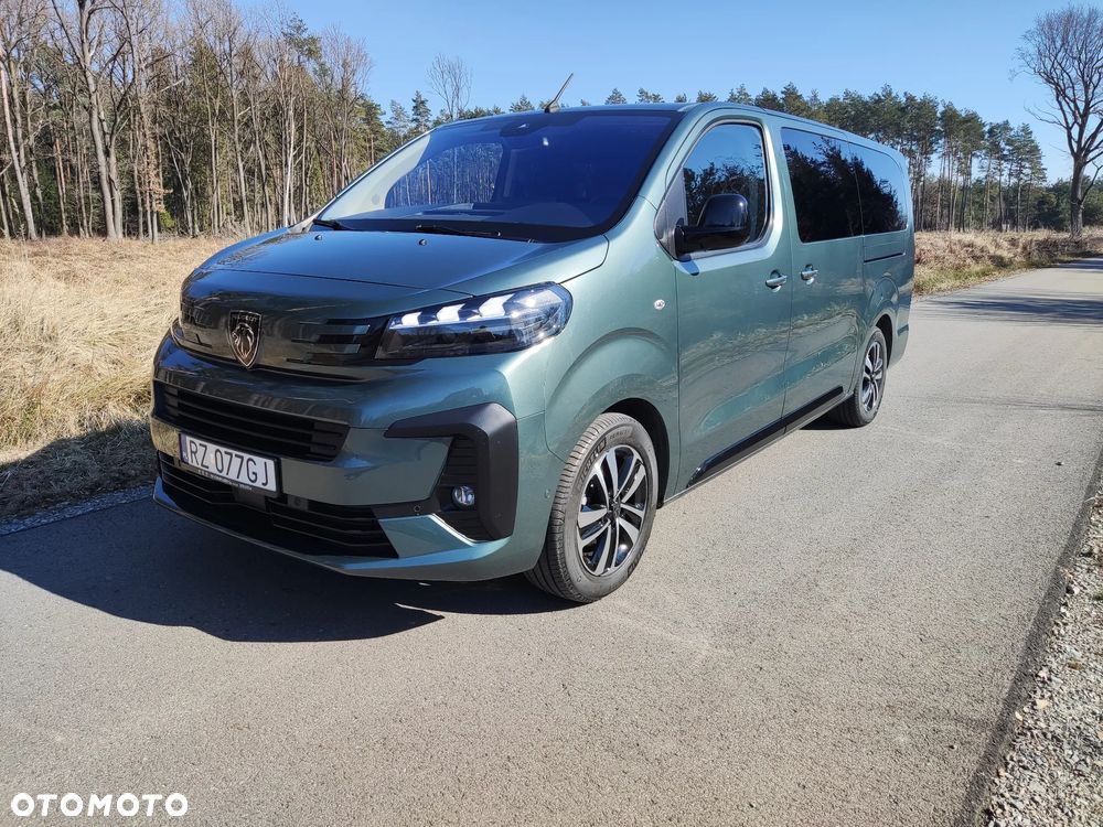 Peugeot Traveller 2.0 BlueHDi Long Business EAT8 - 4