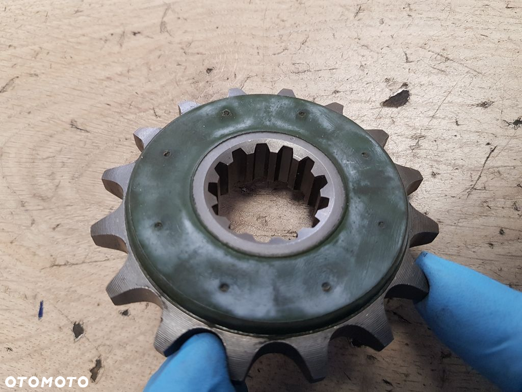 Zębatka napędowa przód Honda VFR750F CBR900RR VF750 VTR1000 CB900 23801-ML7-920 - 6