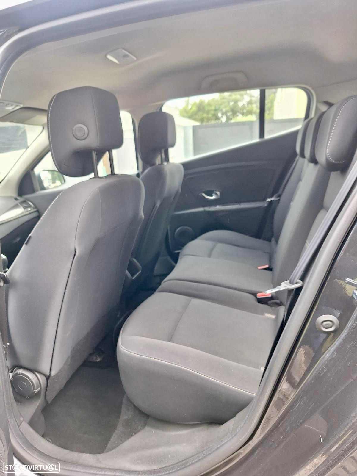 Renault Mégane 1.5 dCi Confort SS - 16