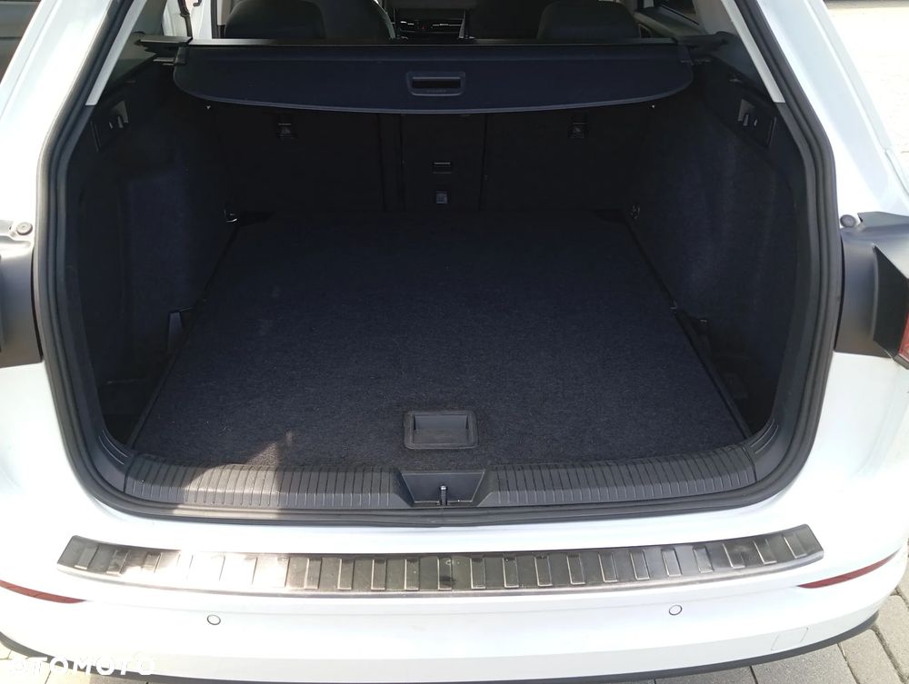 Volkswagen Golf 2.0 TDI Life - 12