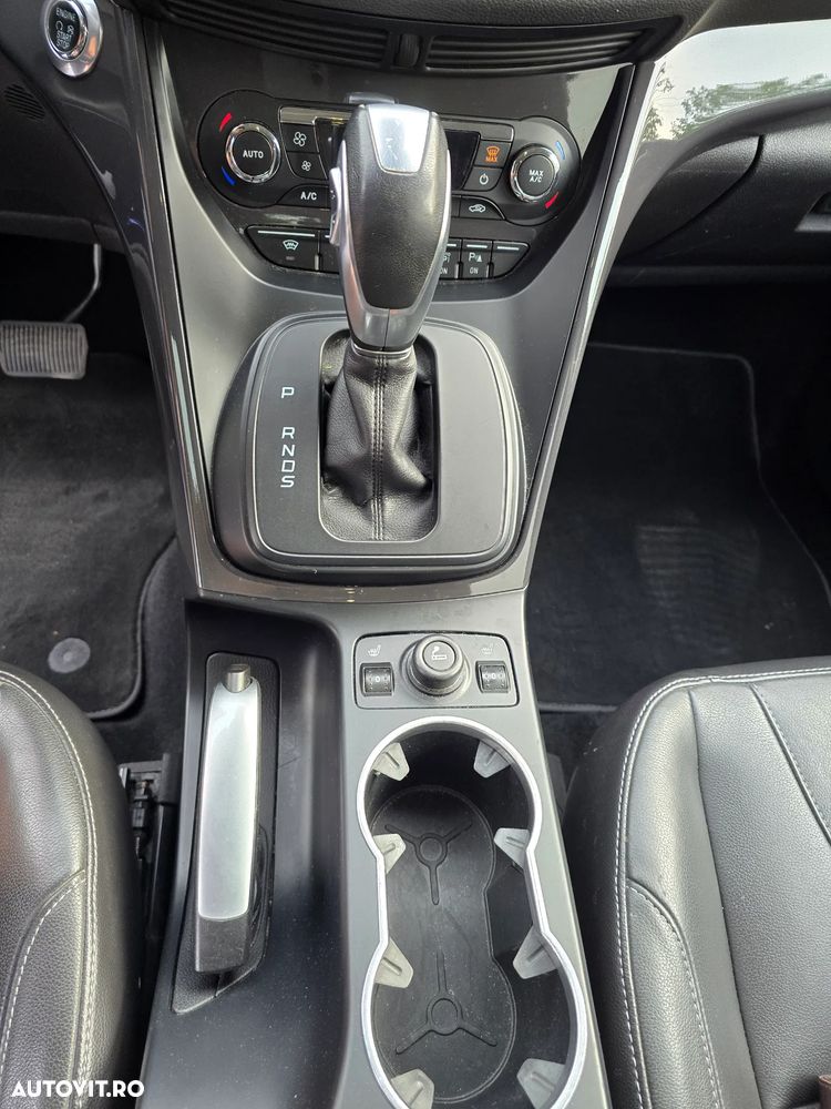 Ford Kuga 2.0 TDCi 4x4 Aut. Titanium - 11