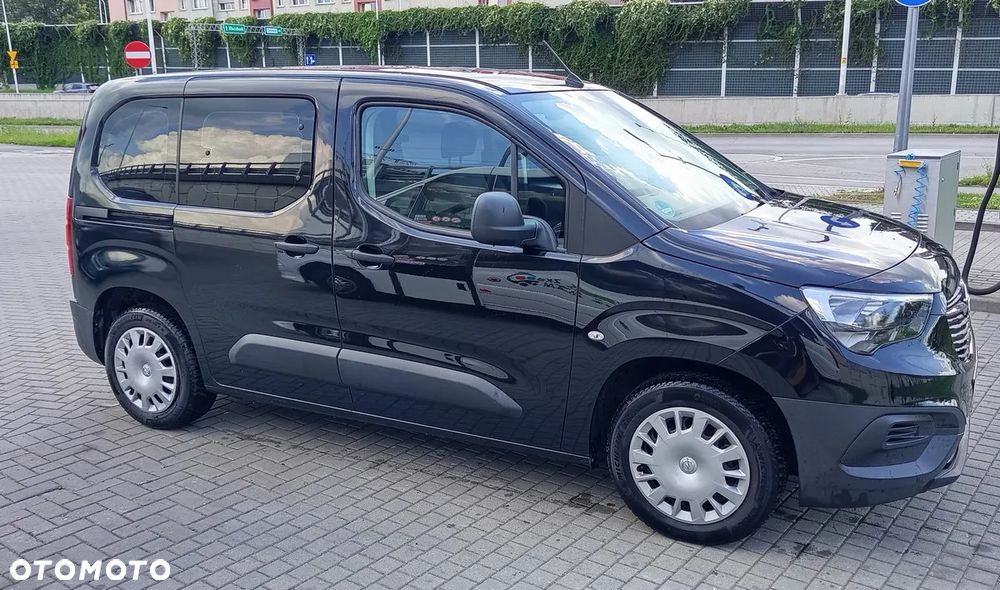 Opel Combo XL 1.2 Turbo Essentia S&S - 1