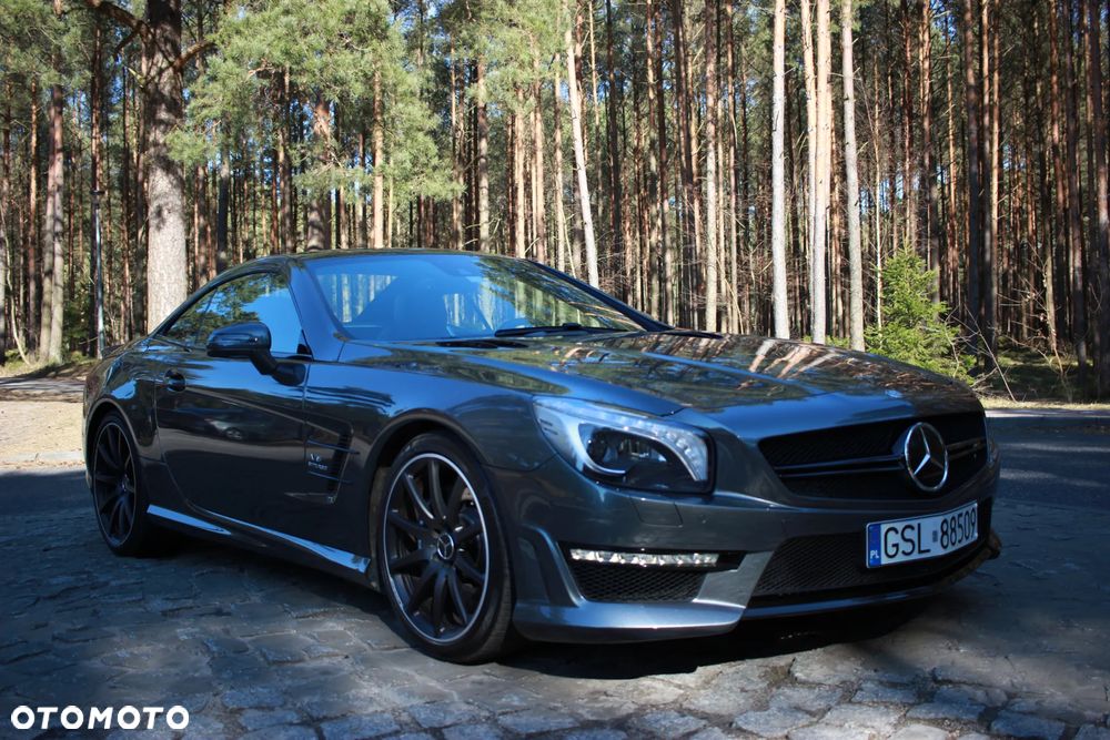Mercedes-Benz SL 63 AMG - 10