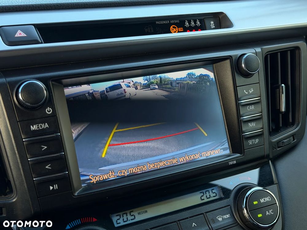 Toyota RAV4 Hybrid Selection 4x2 - 15