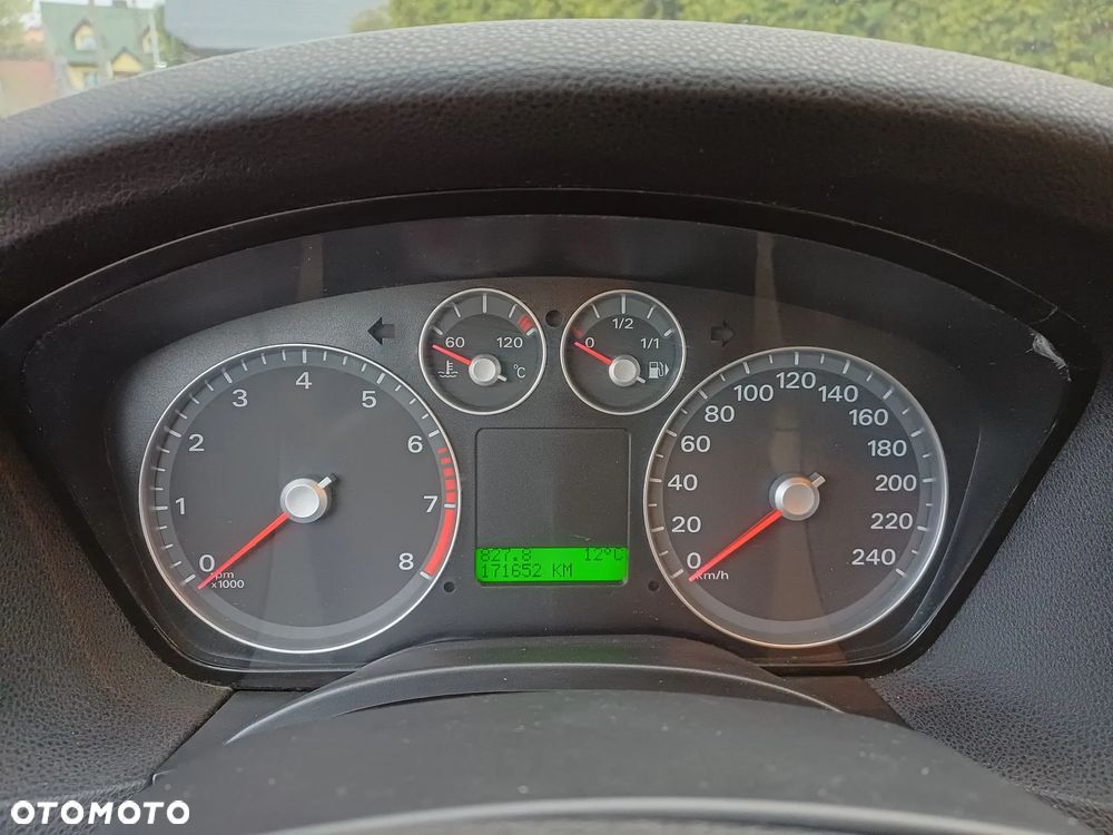 Ford Focus 1.6 Ti-VCT Ghia - 37