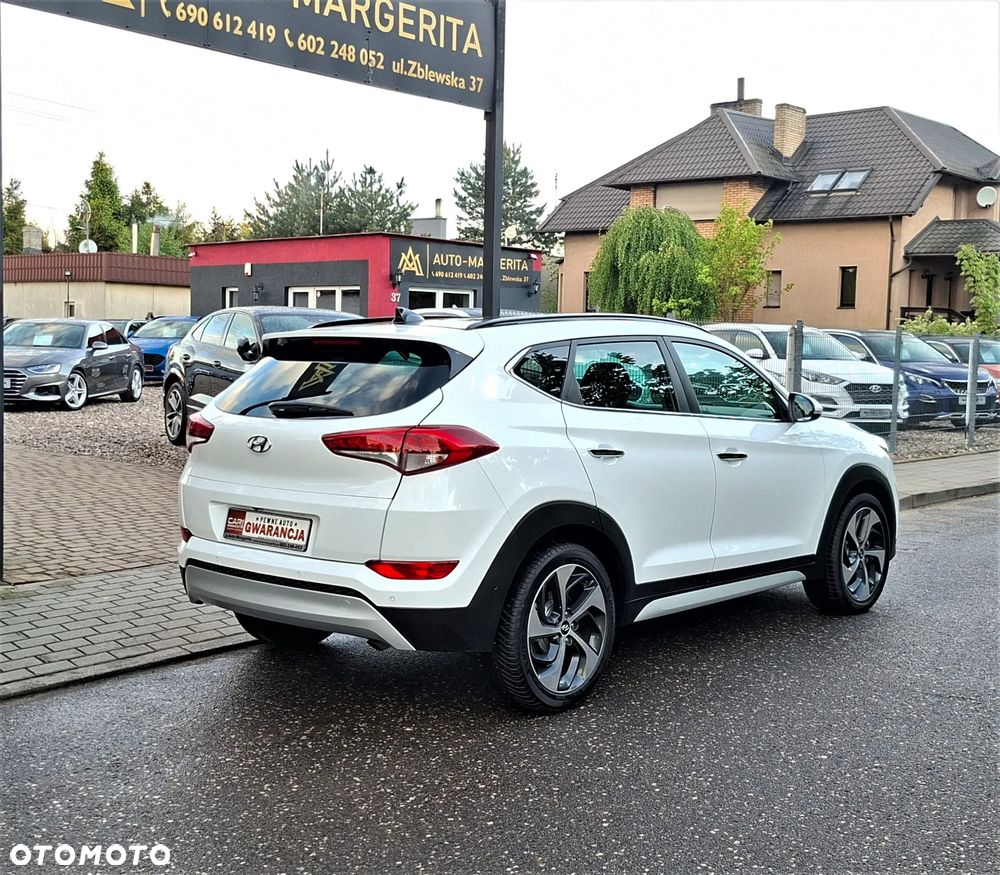 Hyundai Tucson blue 1.7 CRDi 2WD DCT Premium - 10