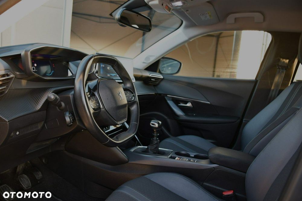 Peugeot 2008 1.2 PureTech Allure Pack S&S - 14