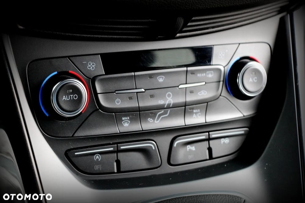 Ford Kuga 1.5 EcoBlue ST-LINE - 10