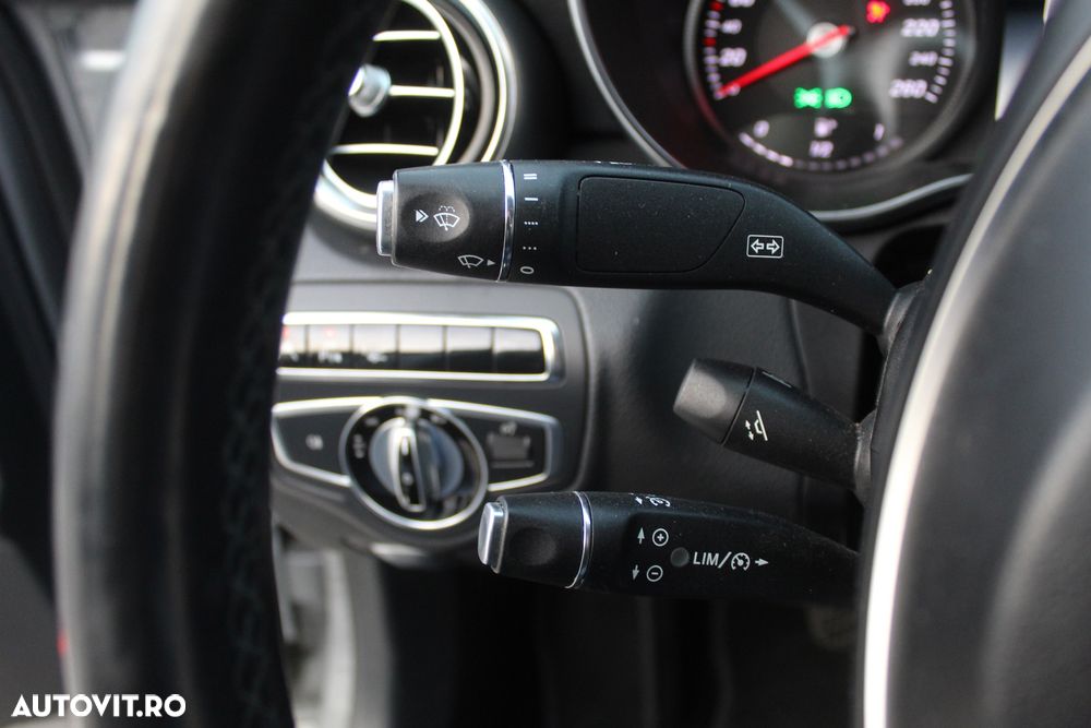 Mercedes-Benz C 220 (BlueTEC) d 7G-TRONIC Exclusive - 27