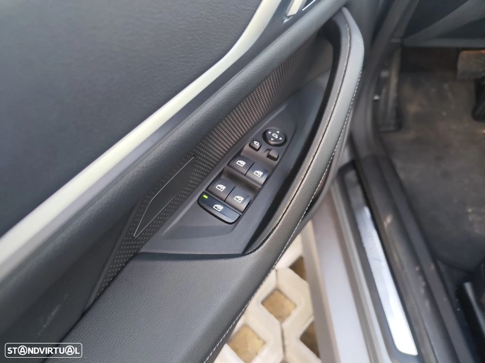 BMW i4 eDrive40 Gran Coupe - 16