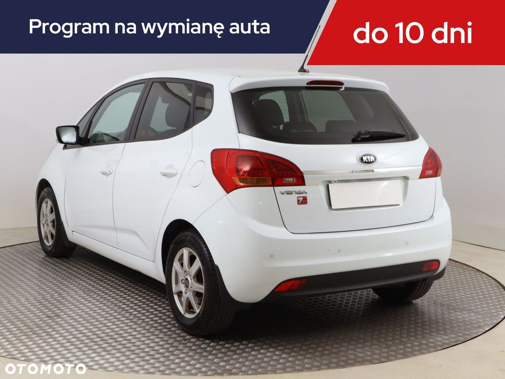 Kia Venga - 6