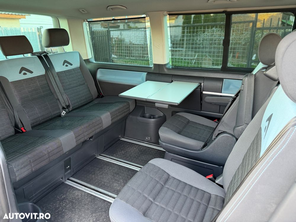 Volkswagen Multivan - 11