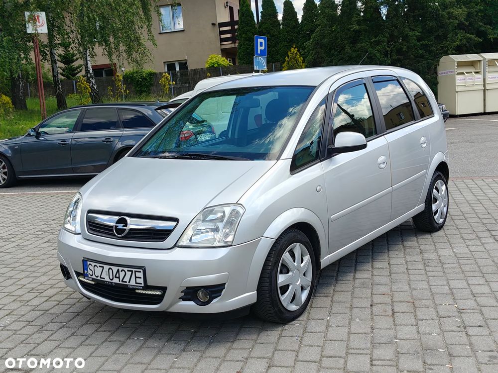 Opel Corsa 1.4 16V Edition mit TomTom GO - 14