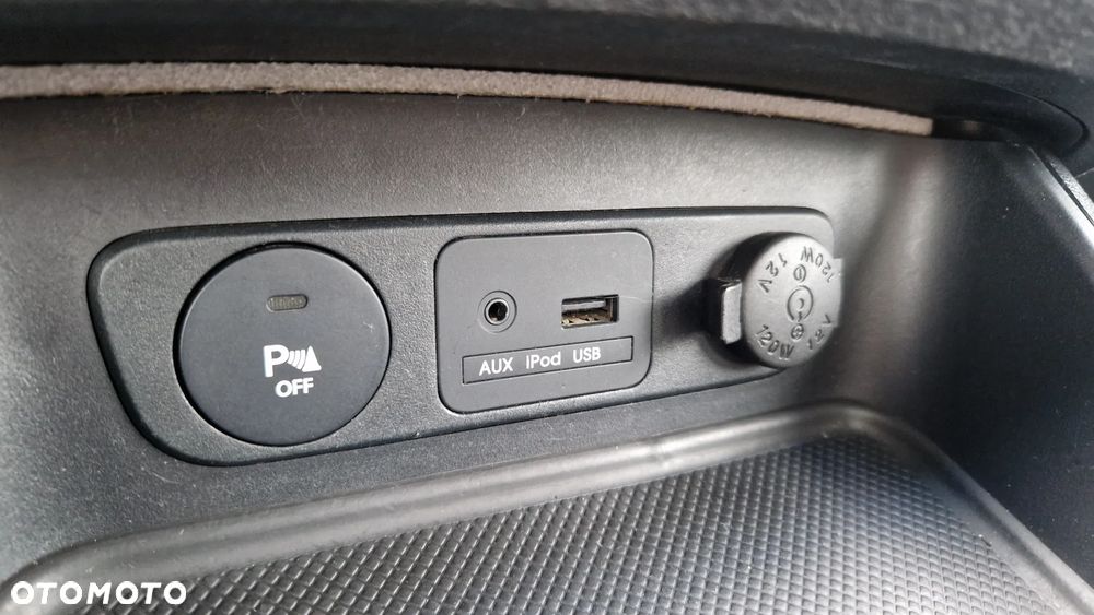 Kia Sportage 1.7 CRDI 2WD Spirit - 16