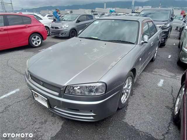 Nissan Skyline - 3