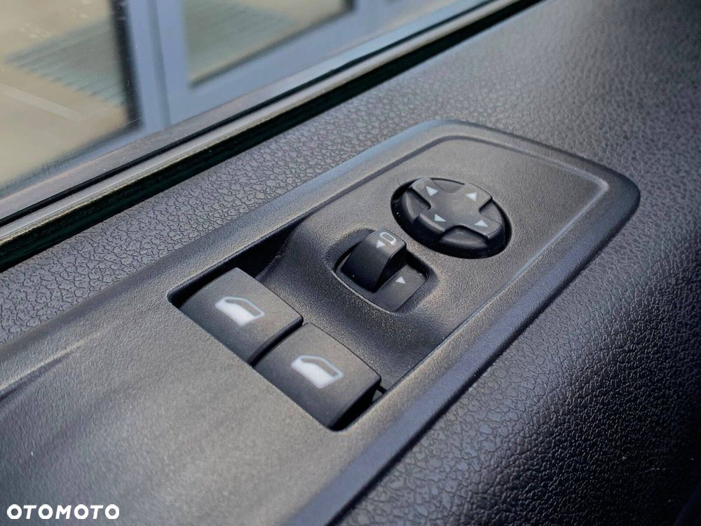 Citroën SpaceTourer 2.0 BlueHDi XL Business EAT8 - 25