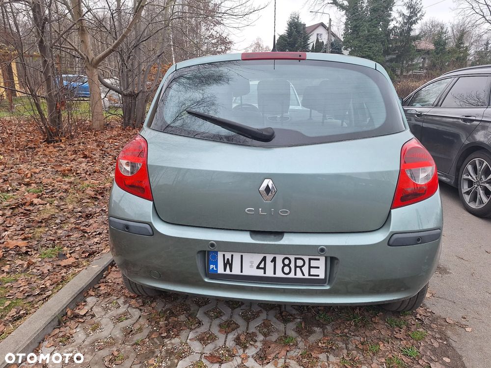 Renault Clio 1.6 16V Dynamique - 15