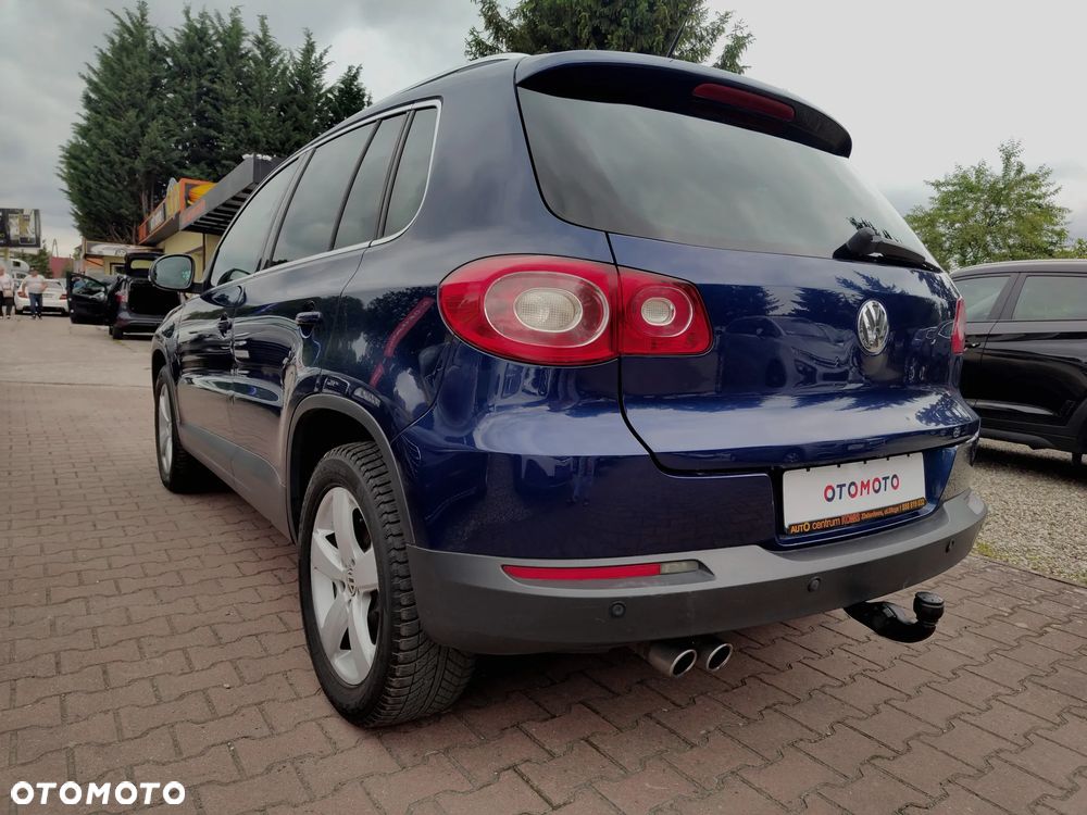 Volkswagen Tiguan - 10