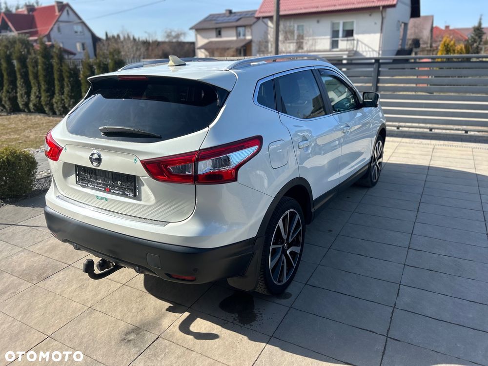 Nissan Qashqai 1.6 DCi Xtronic TEKNA - 7