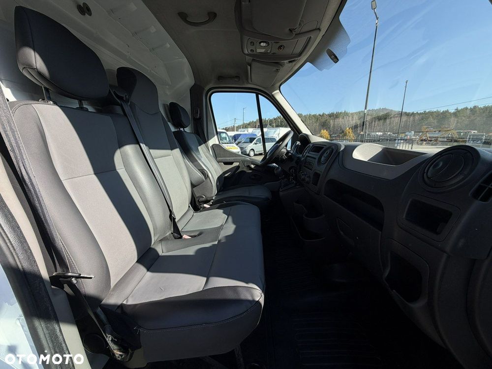 Renault Master - 24