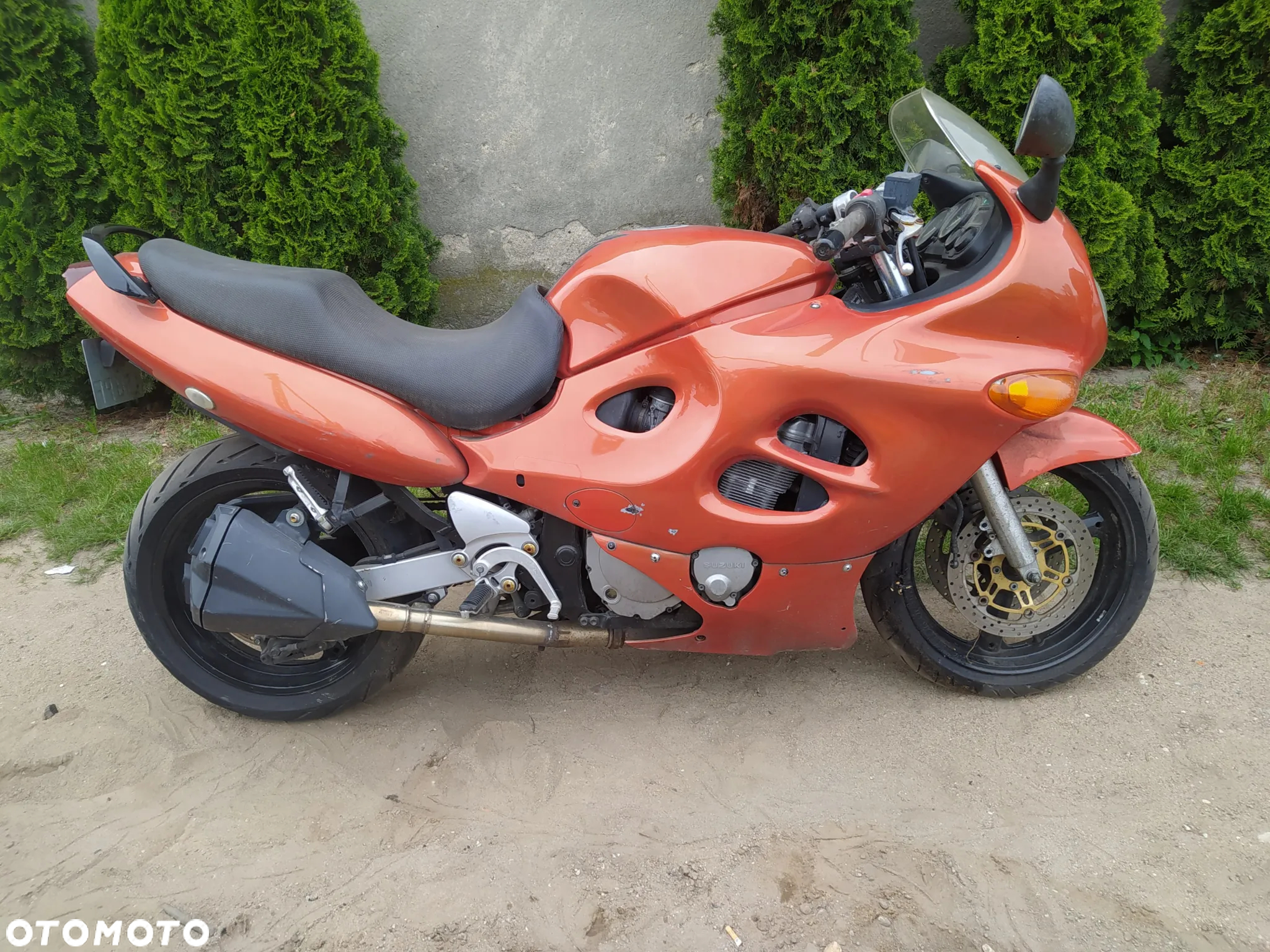 Suzuki GSXF GSX 750 600 F Jajko cały na części silnik lagi gaźnik czasza lampa licznik - 3