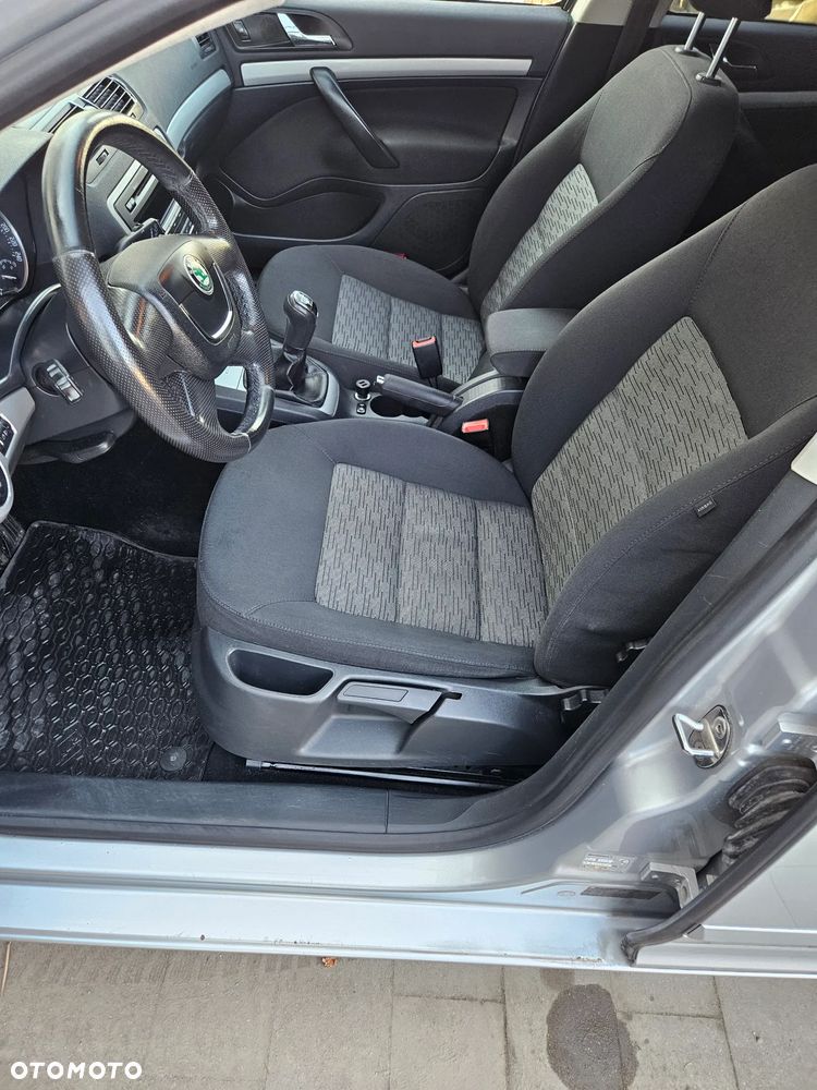 Skoda Octavia 2.0 TDI Ambiente - 11