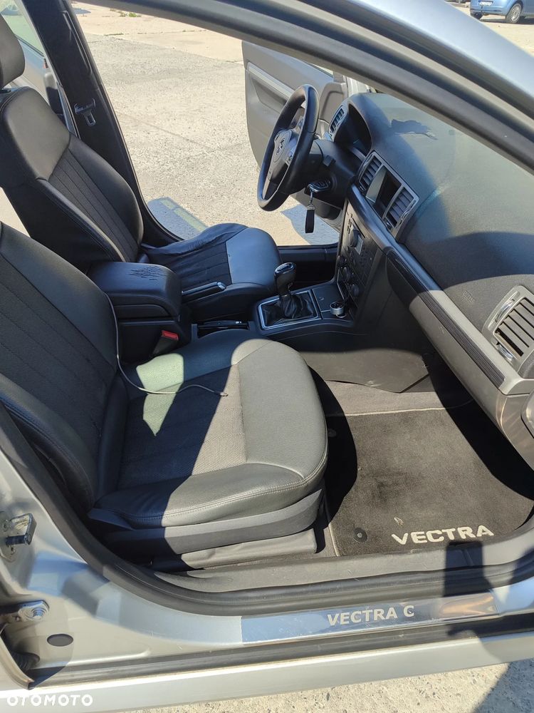 Opel Vectra 1.9 CDTI Cosmo - 8