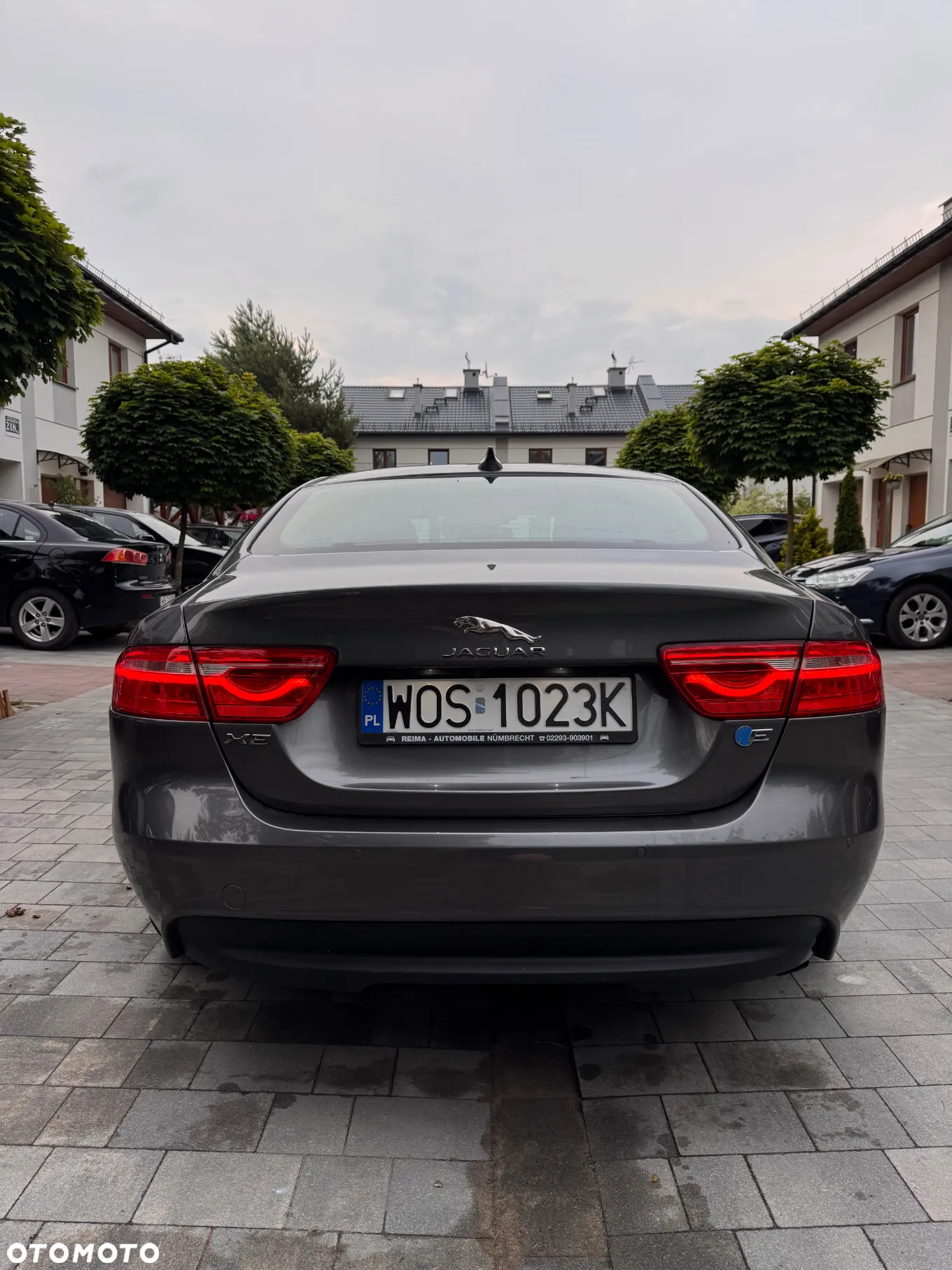 Jaguar XE 2.0 D Pure - 4