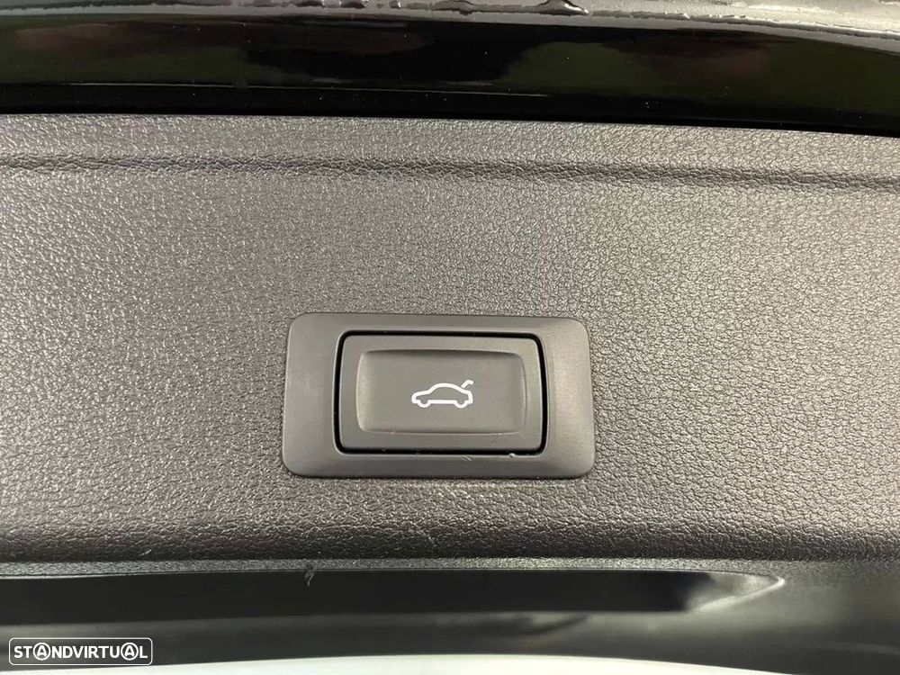 Audi A4 Avant 30 TDI Advanced S tronic - 35