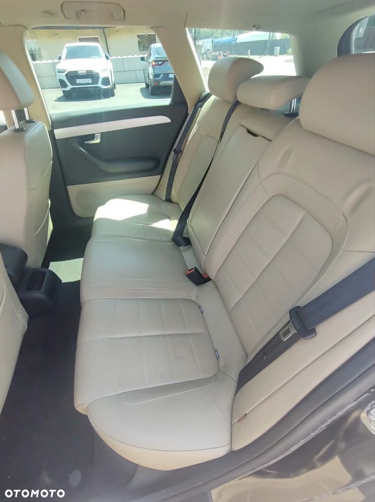 Seat Exeo 2.0T FSI Sport - 12