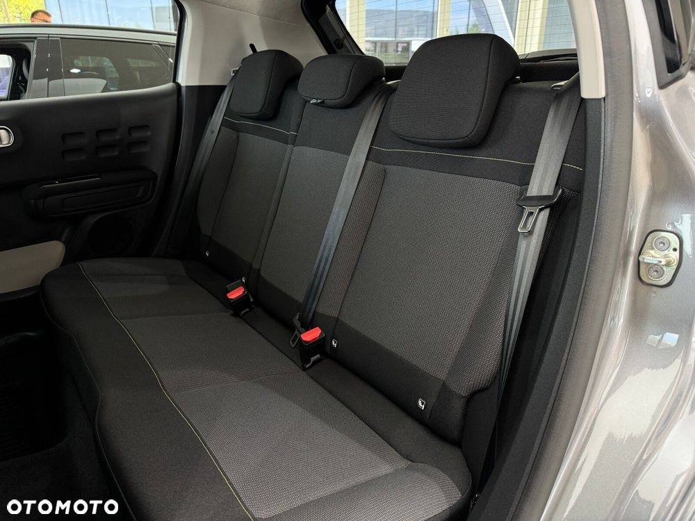 Citroën C3 1.2 PureTech Shine EAT6 - 13