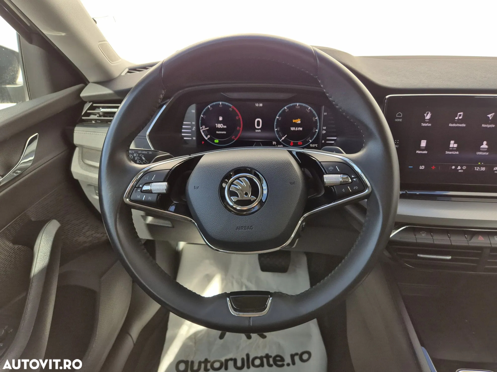 Skoda Octavia Combi 2.0 TDI DSG Ambition - 14