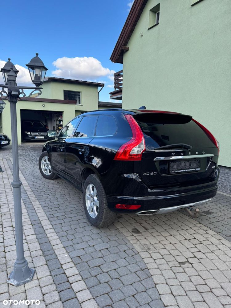 Volvo XC 60 D4 Geartronic Summum - 8