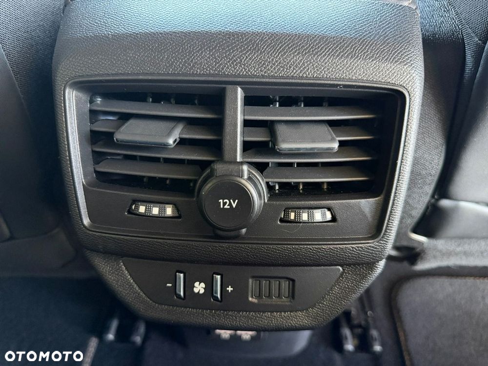 Peugeot 5008 - 25