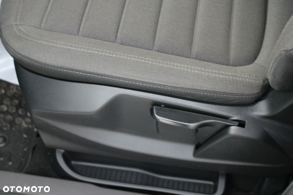 Ford Tourneo Connect - 18