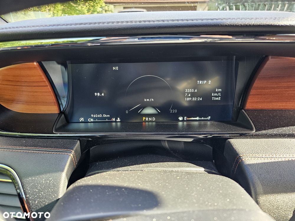 Lincoln Navigator - 7