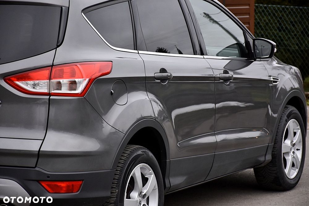 Ford Kuga 2.0 TDCi 4x4 Titanium - 11