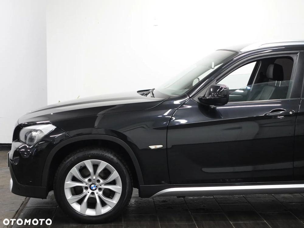 BMW X1 xDrive20i - 16