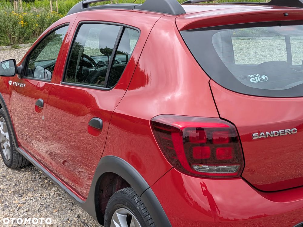 Dacia Sandero 0.9 TCe Laureate S&S EU6 - 15