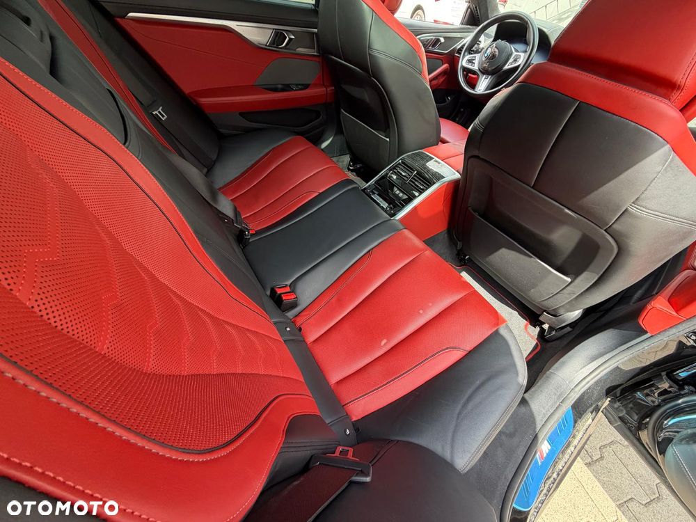 BMW Seria 8 - 10