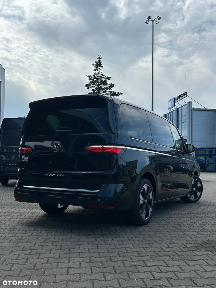 Volkswagen Multivan 2.0 TDI L2 Style DSG - 9