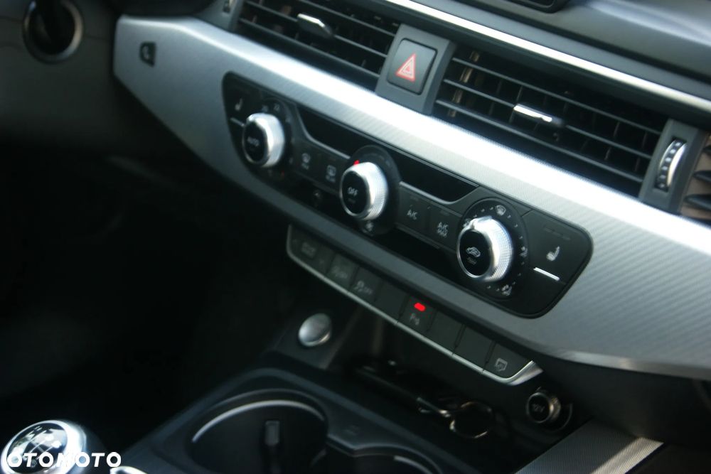 Audi A4 Avant 2.0 TDI - 33