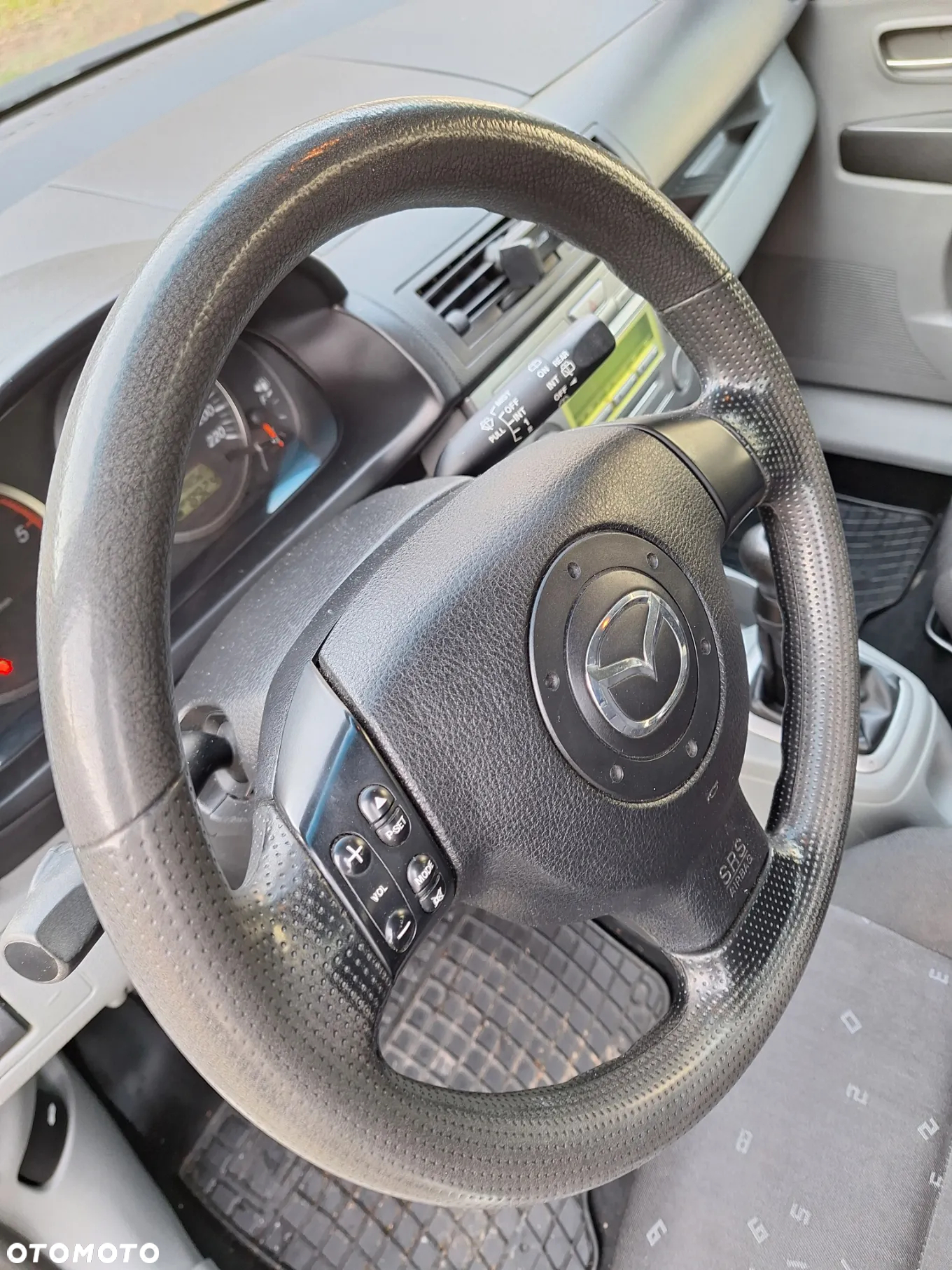 Mazda 2 - 19