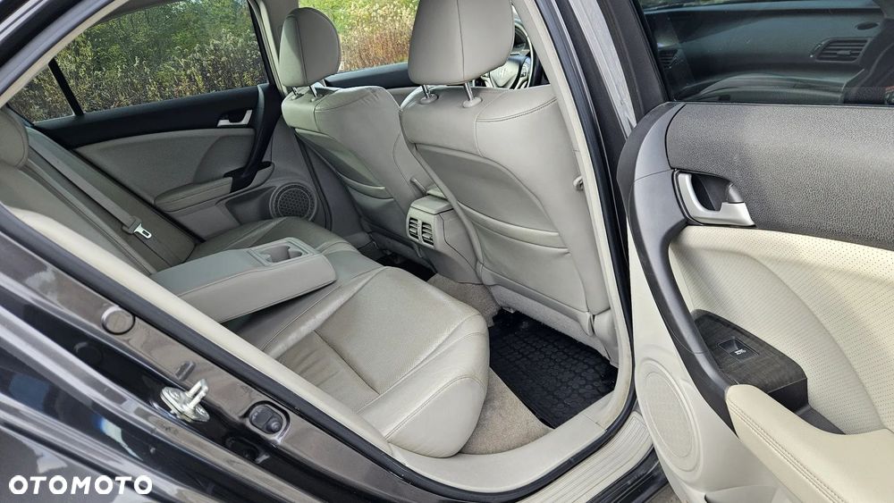 Honda Accord 2.2i-DTEC 180 Executive - 21