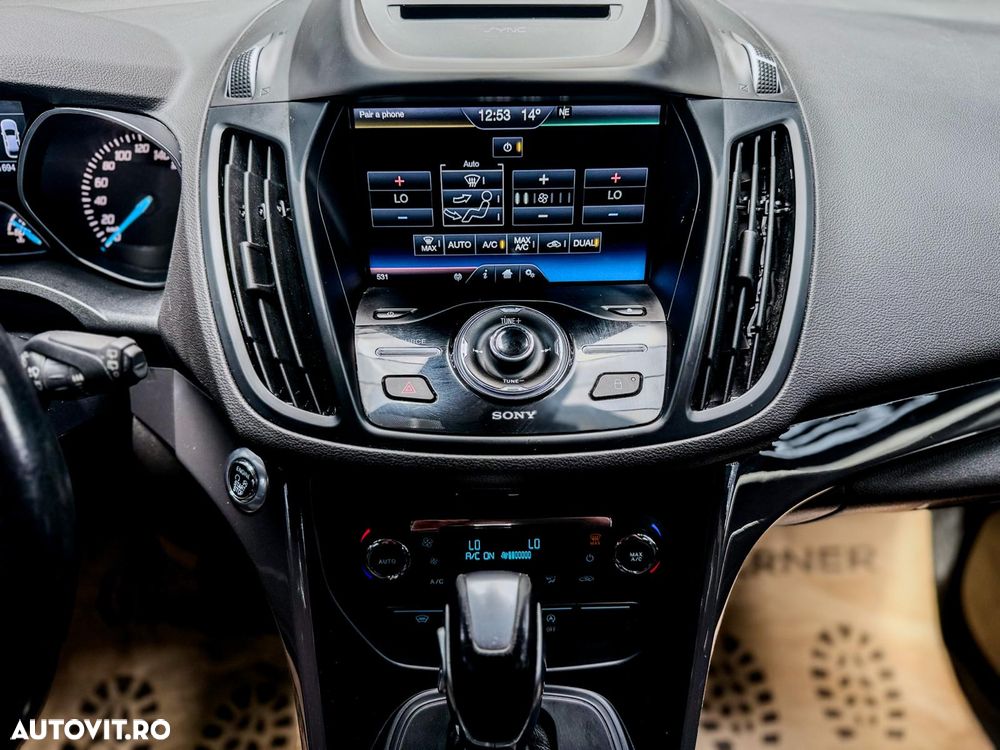 Ford Kuga 2.0 TDCi 4x4 Aut. Titanium - 22