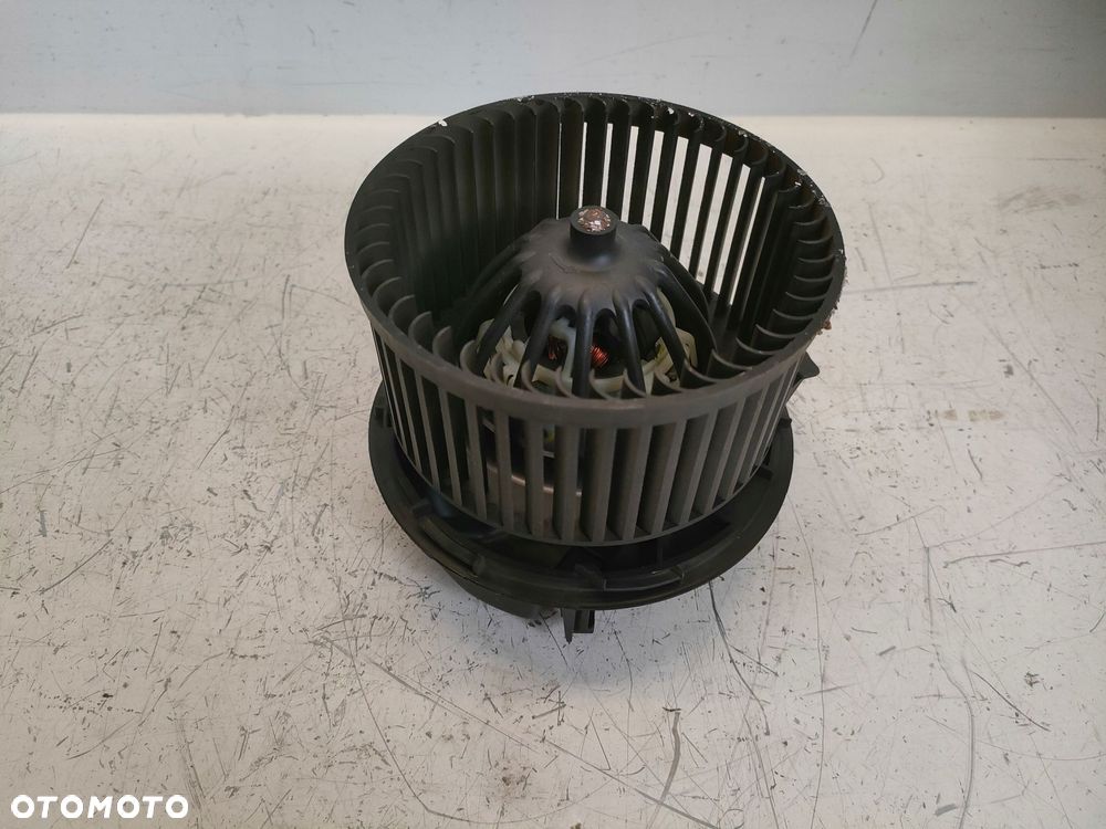 RENAULT CLIO III 3 05- 1.6 DMUCHAWA GMVB85 - 8