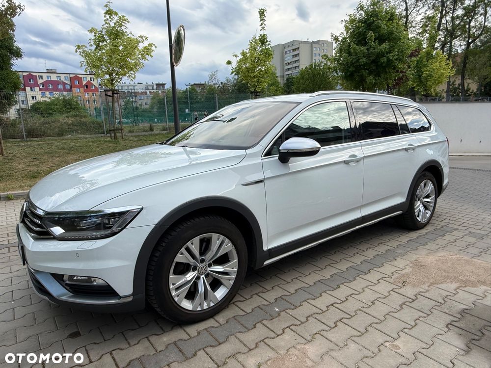 Volkswagen Passat Alltrack 2.0 TDI SCR 4Motion DSG - 13