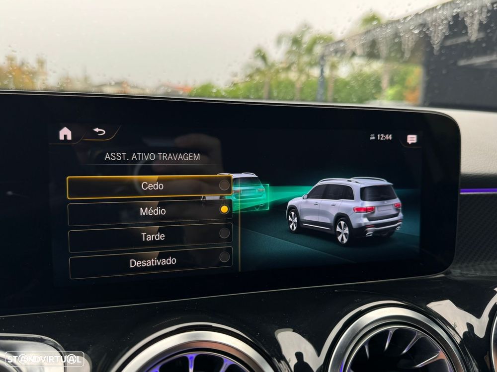 Mercedes-Benz GLB 220 d AMG Line - 52